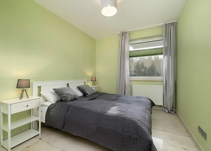 Komfortowy Z Prywatnym Ogrodkiem I Parkingiem W Bielsko-bialej By Renters Apartment Bielsko-Biala