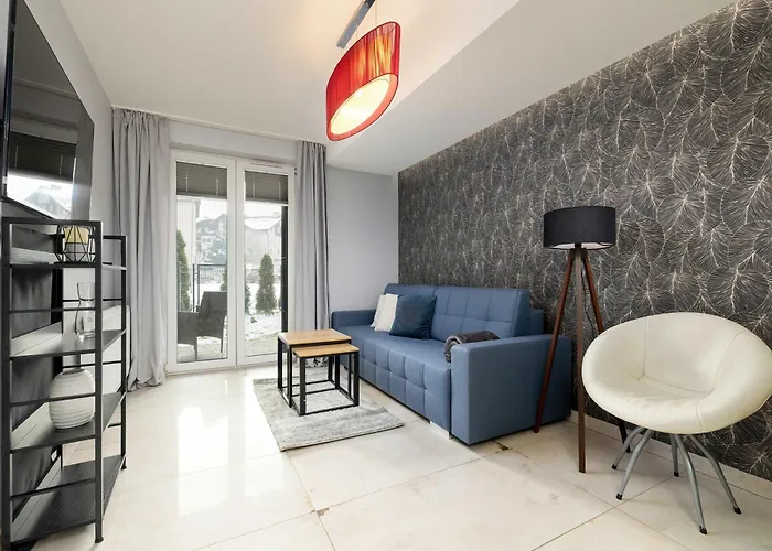 Apartament Komfortowy Z Prywatnym Ogródkiem I Parkingiem W Bielsko-białej By Renters Bielsko-Biała